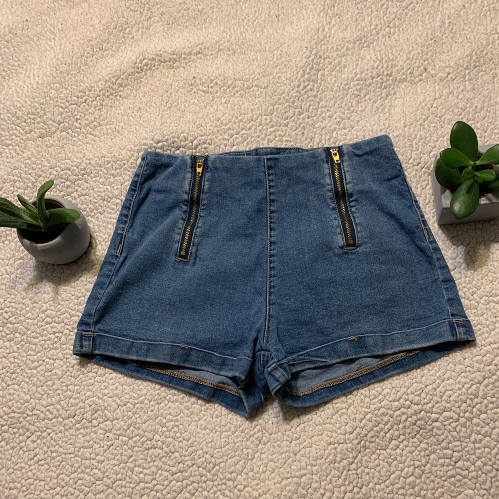 PacSun Zipper Shorts